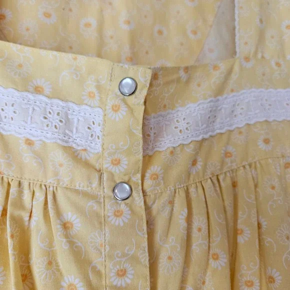 Pink K Women XL Yellow Pearl Snap Front House Dress Duster Nightgown Daisy Lace - Picture 6 of 6